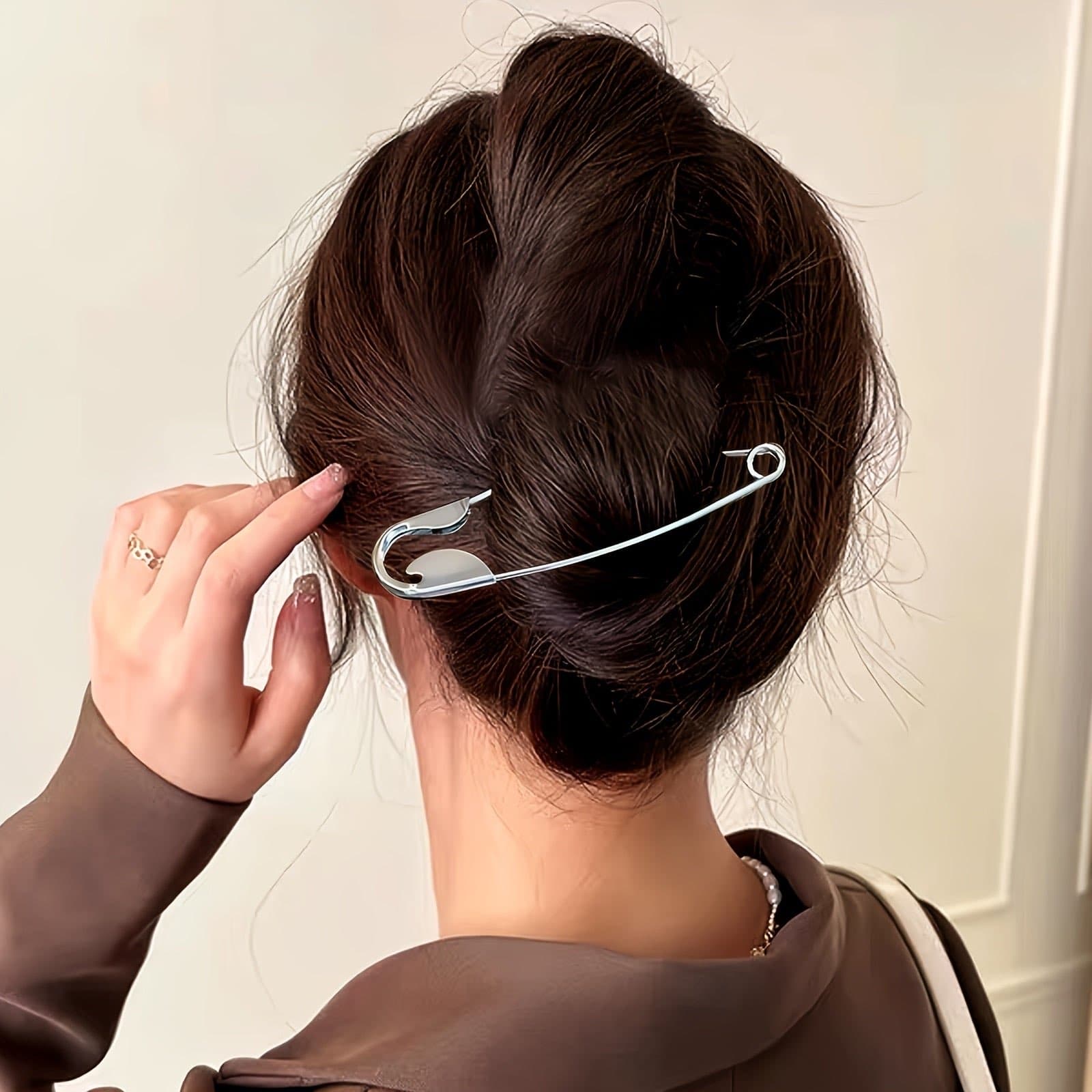 Viral hair pin (Silver) safety pin style - Image 1