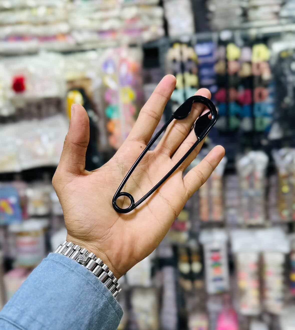 Viral hair pin (Black) safety pin style - Thumbnail 2