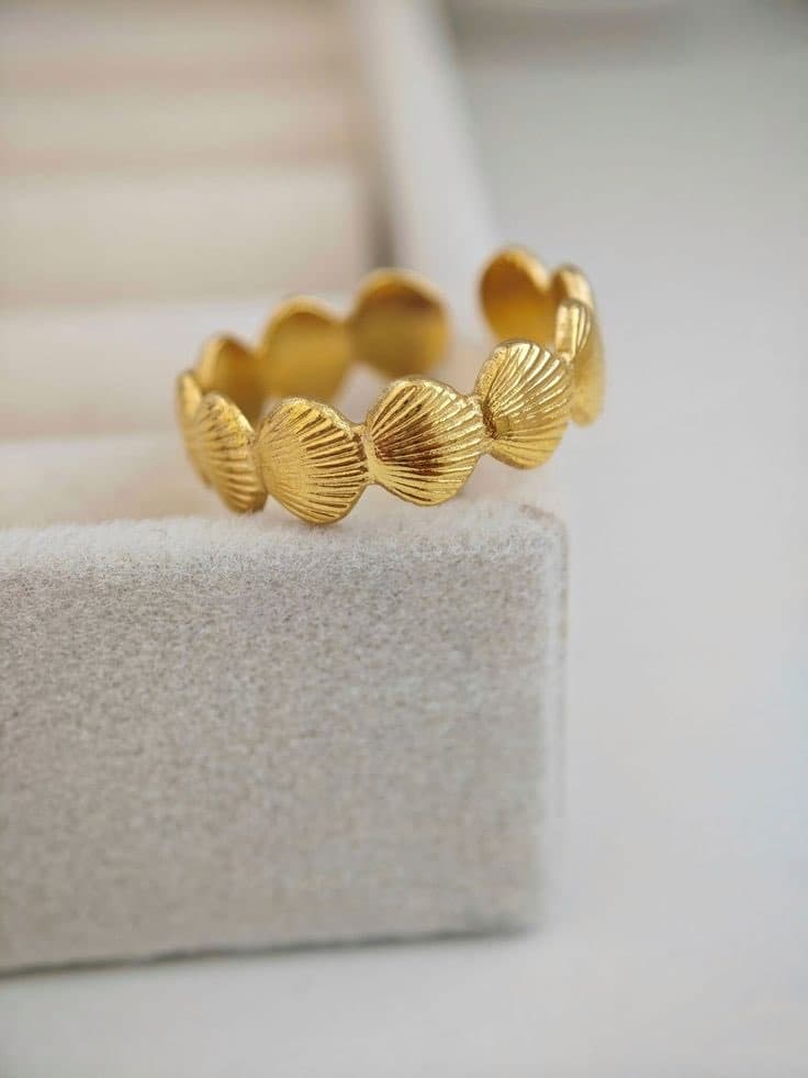 Shell ring - Image 1