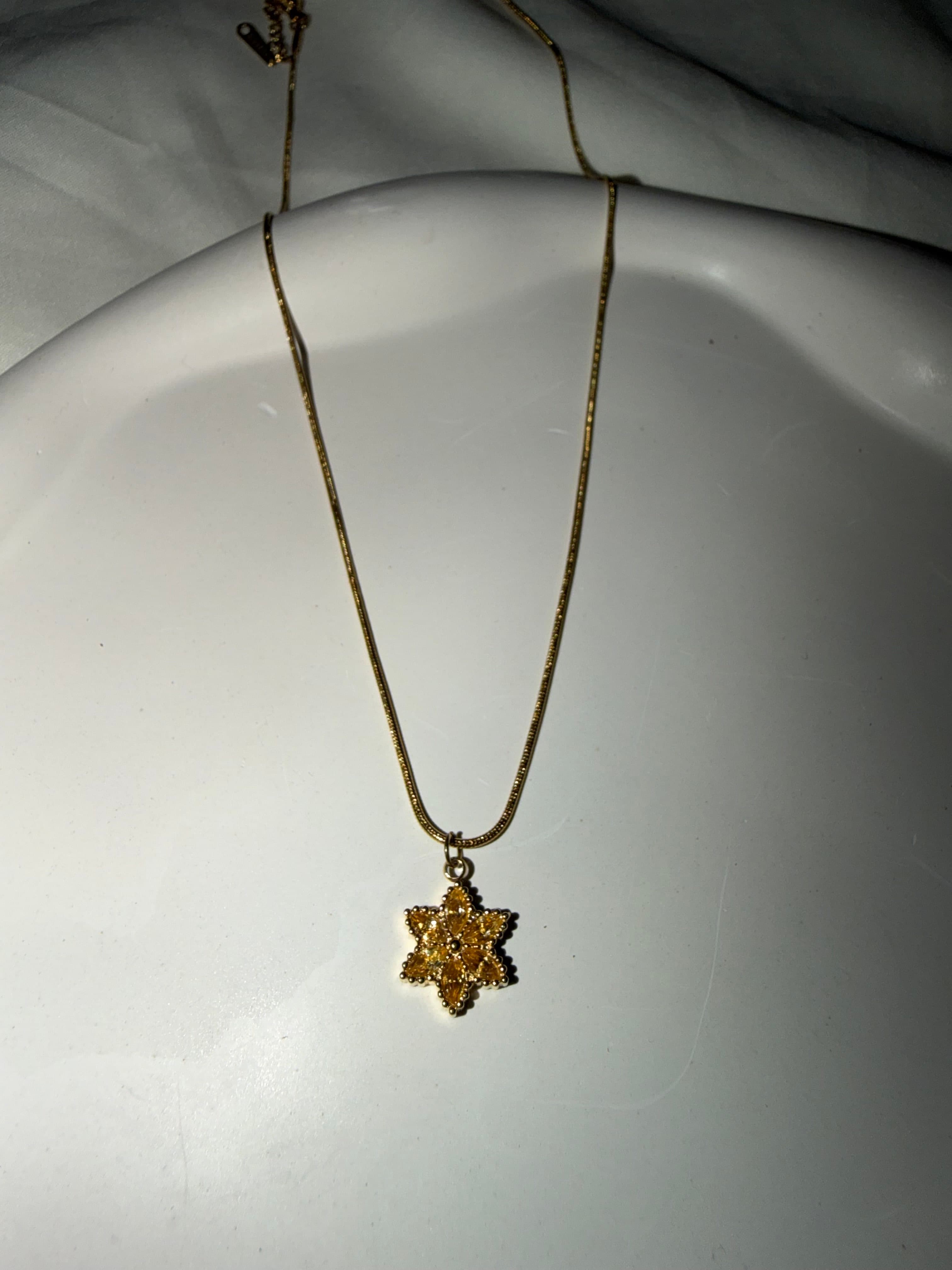 Studded flower 🌼 - Image 1