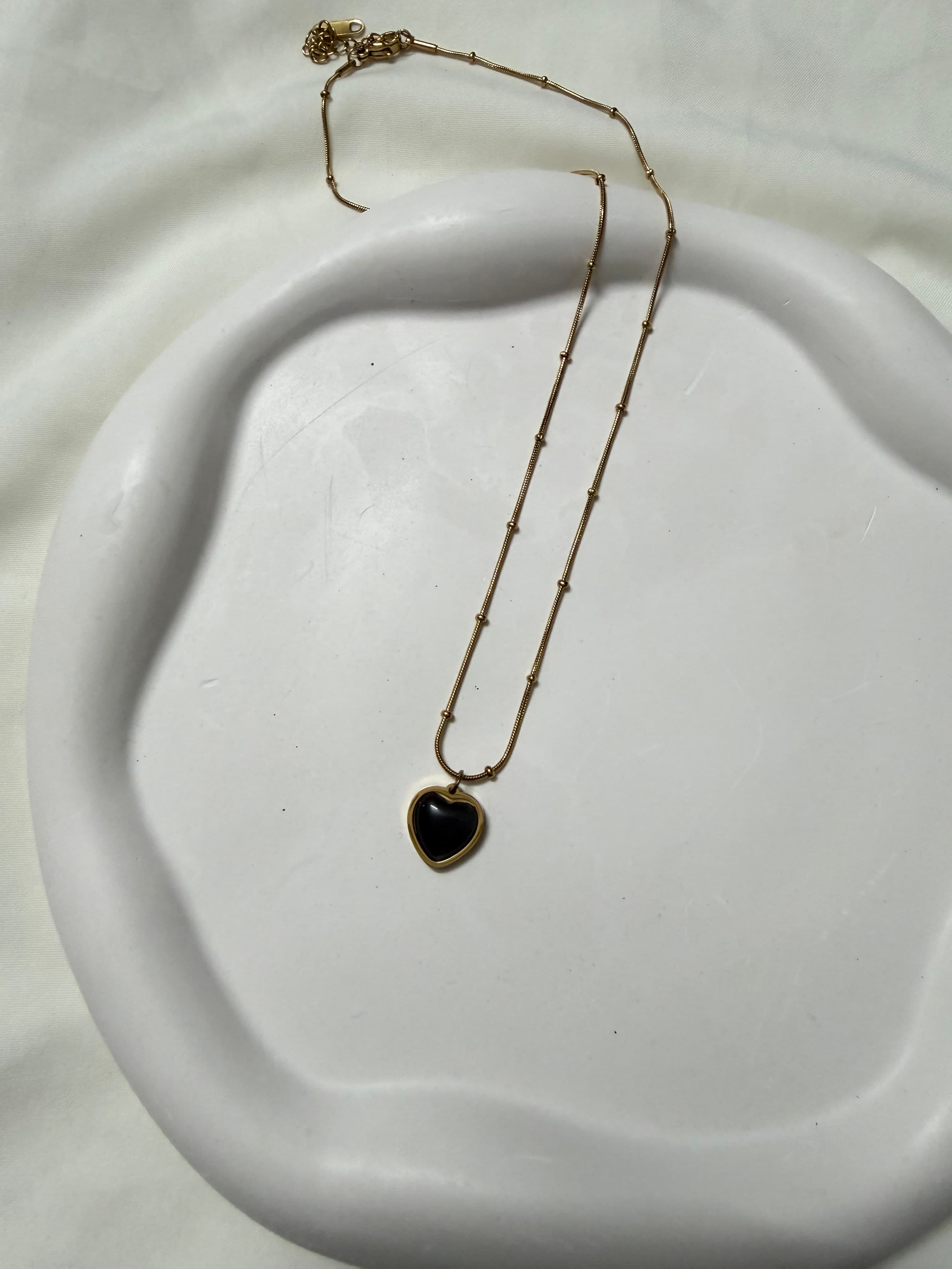 Black stone heart🖤 - Image 1