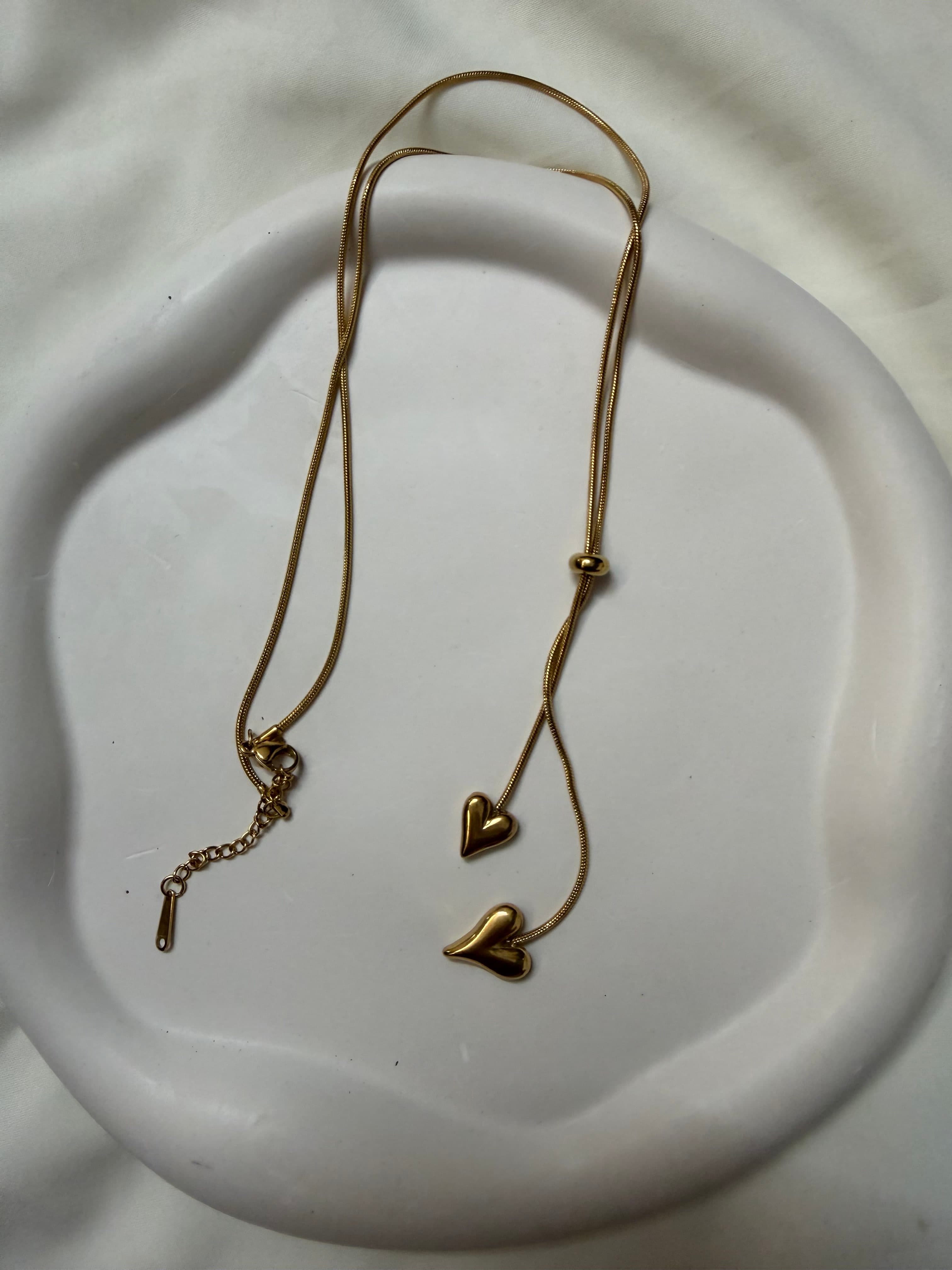 Dangling heart necklace - Image 1